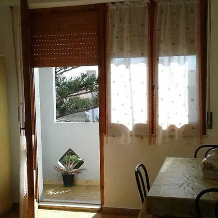 Apartment & Sea *